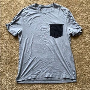 Lululemon short sleeve shirt